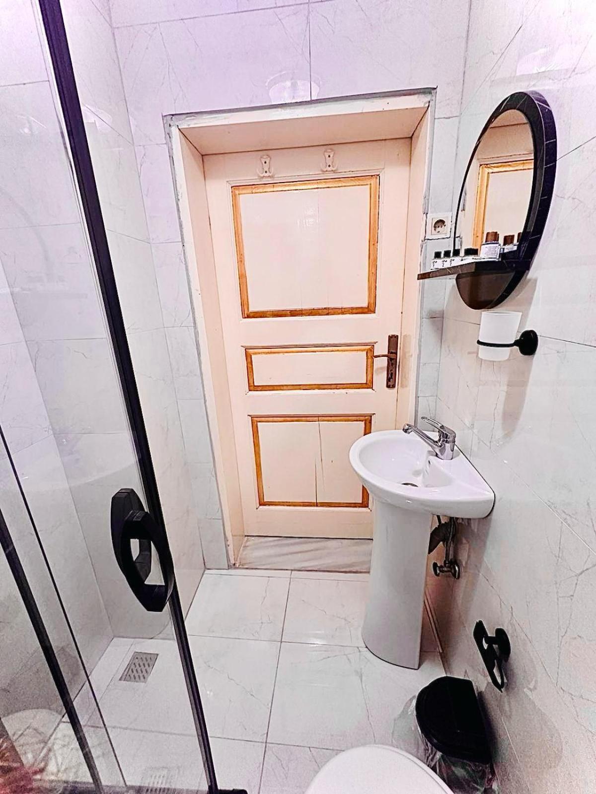 Alhambra Apart Hotel Isztambul Kültér fotó