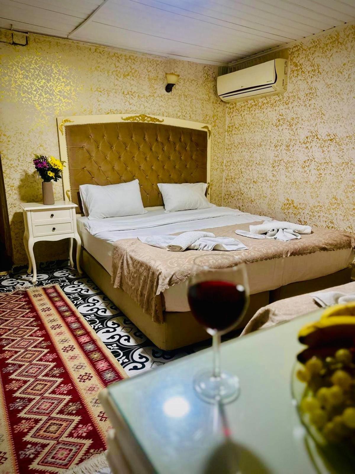 Alhambra Apart Hotel Isztambul Kültér fotó